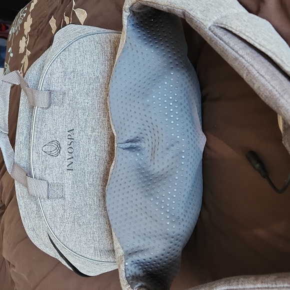 INVOSPA neck massager - Picture 3 of 3